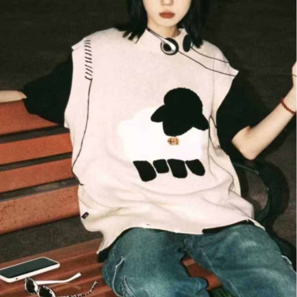 Cute Faceless Sheep Knitted Vest