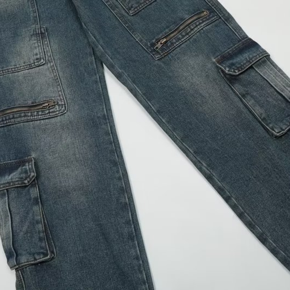 Urban Minimalist Multi-Pocket Jeans