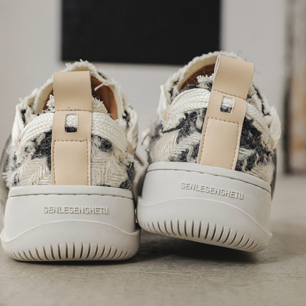 Fun Smile Casual Shoes