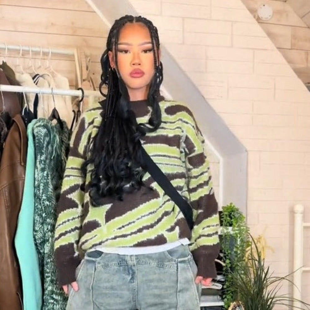 High Street lines Star Sweater