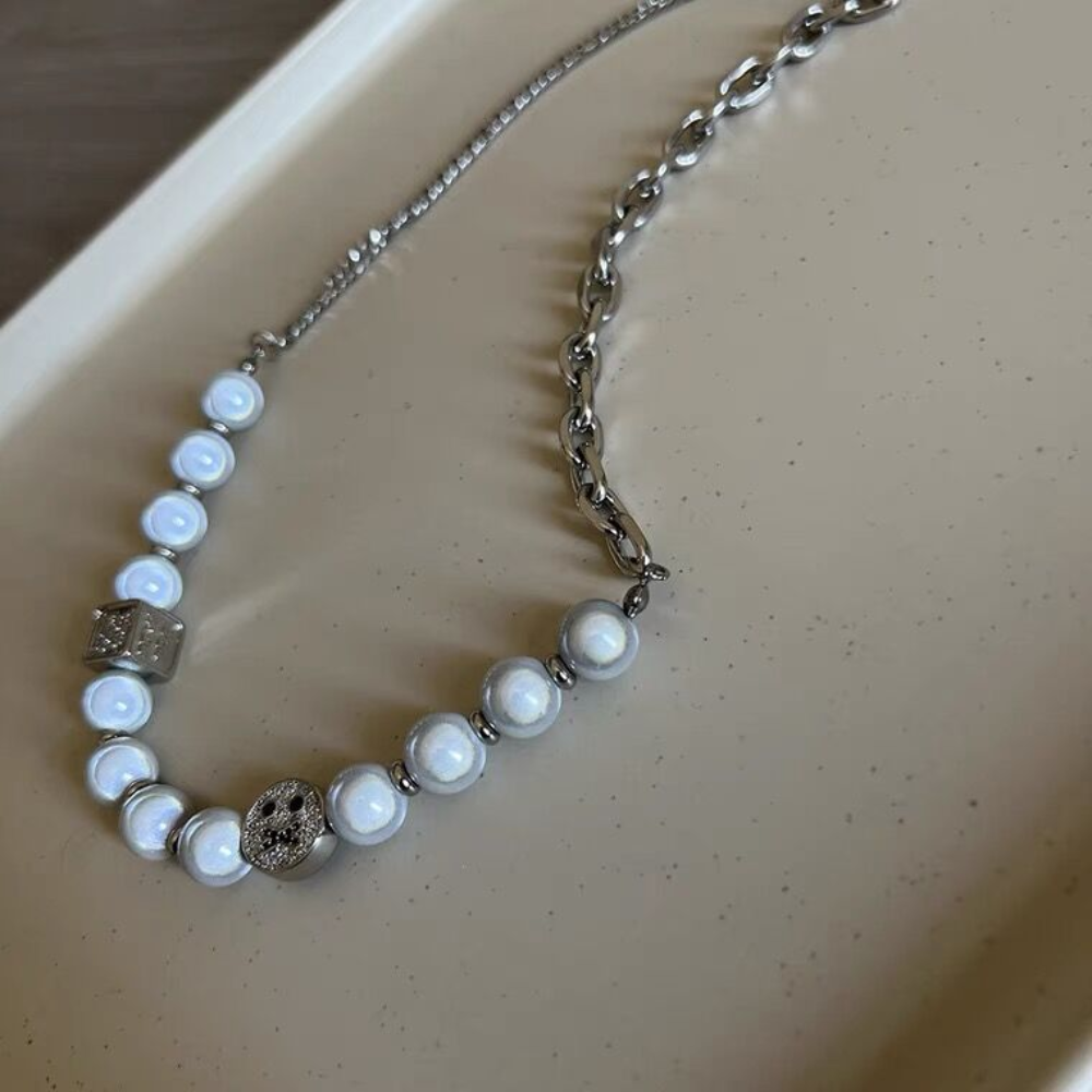 Urban Reflective Pearl Smile Necklace