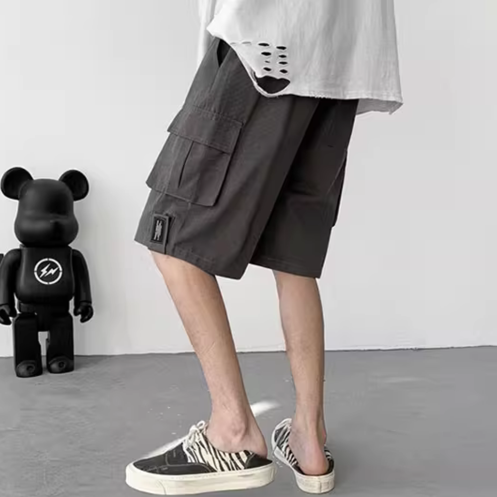 Minimalist Multi-Pocket Casual Shorts