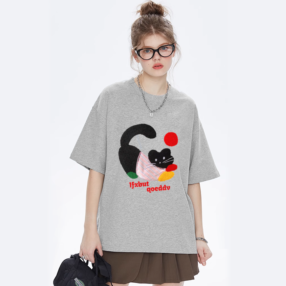 Cute Cat Towel Embroidered T-Shirt