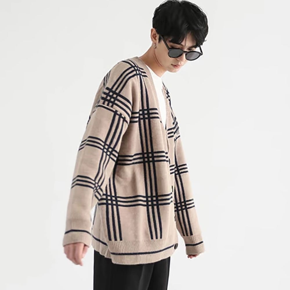 Classic Plaid Knit Cardigan