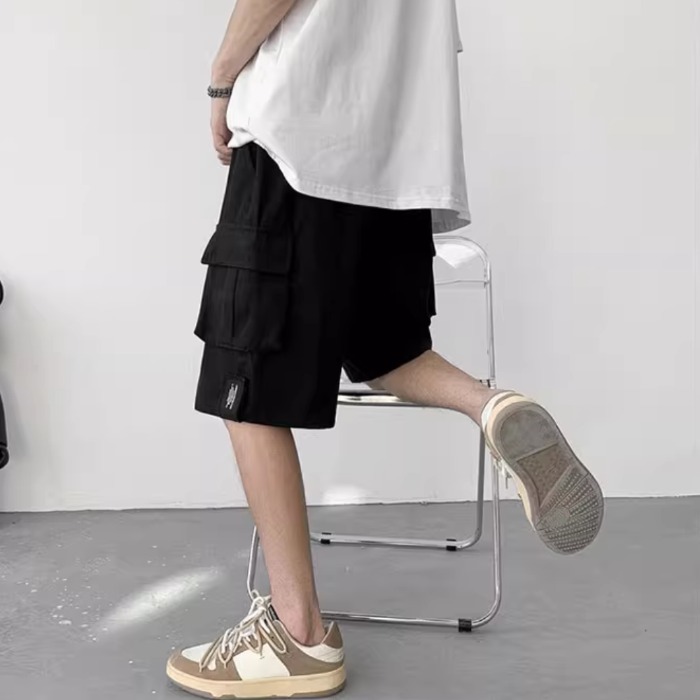Minimalist Multi-Pocket Casual Shorts