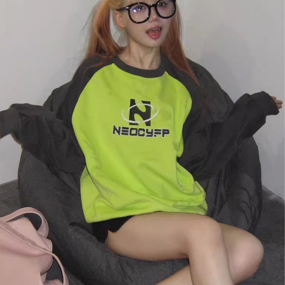 Street Contrast Raglan Sweatshirt