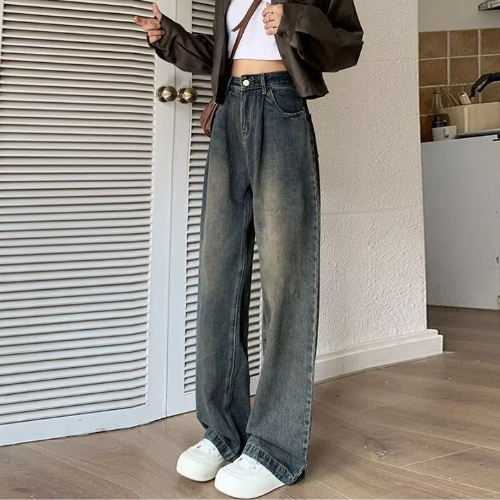 Women's Distressed Slim Jeans