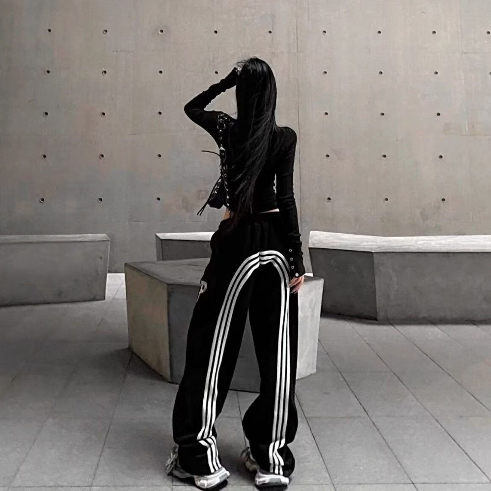 Women's Retro R Stripe Sweatpants