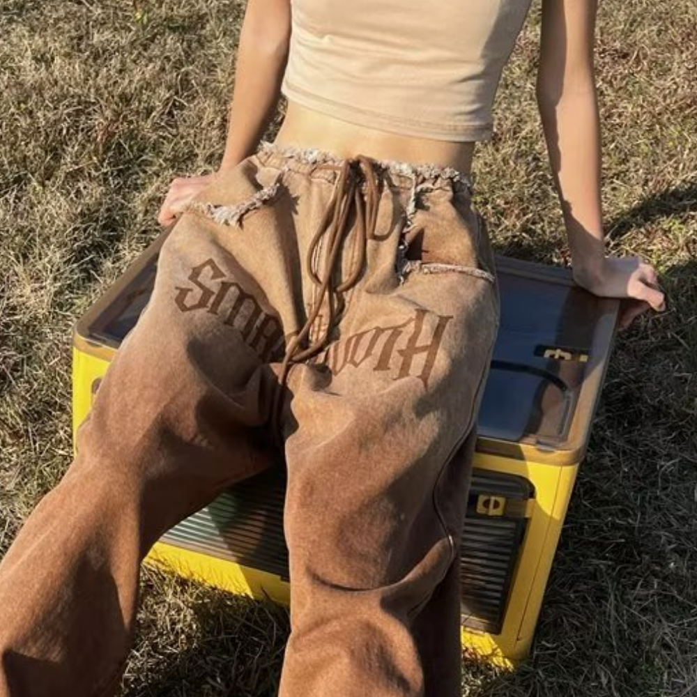 Women's Street Yellow Gradient Letter Jeans