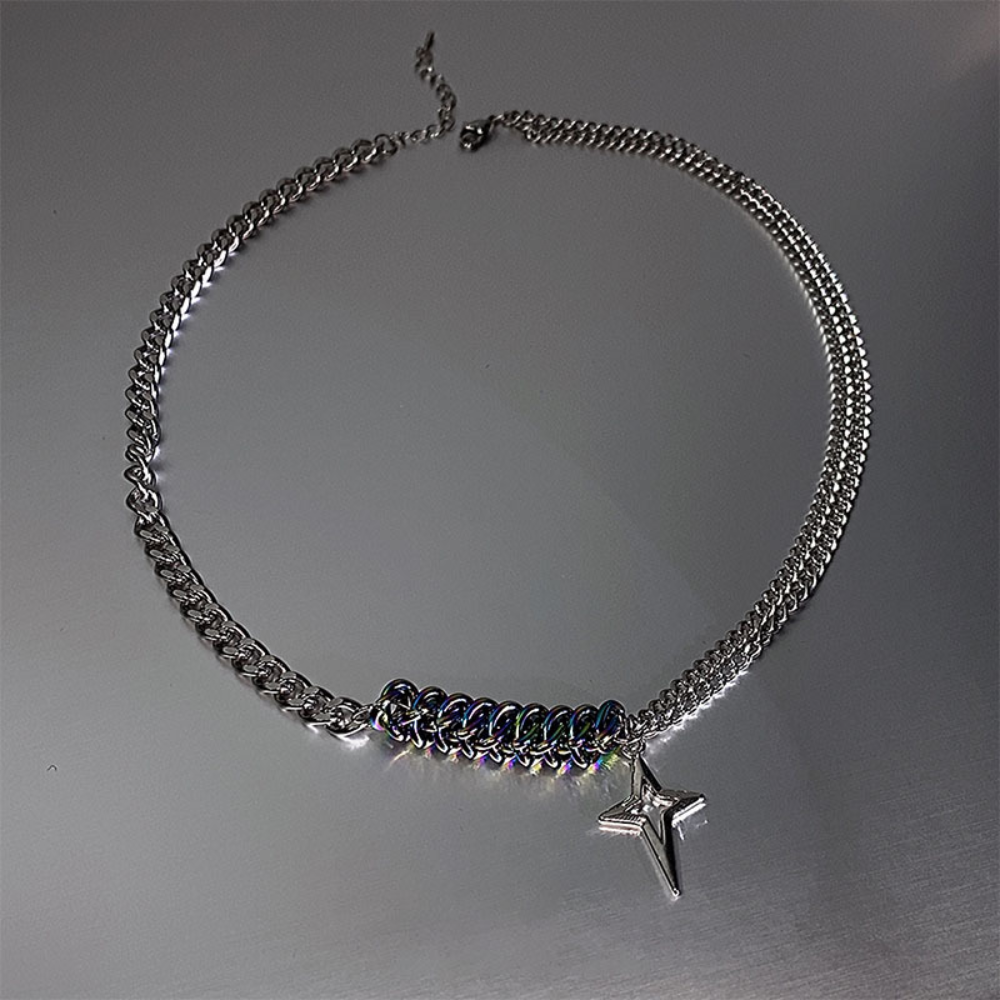 Urban Star Pendant Necklace