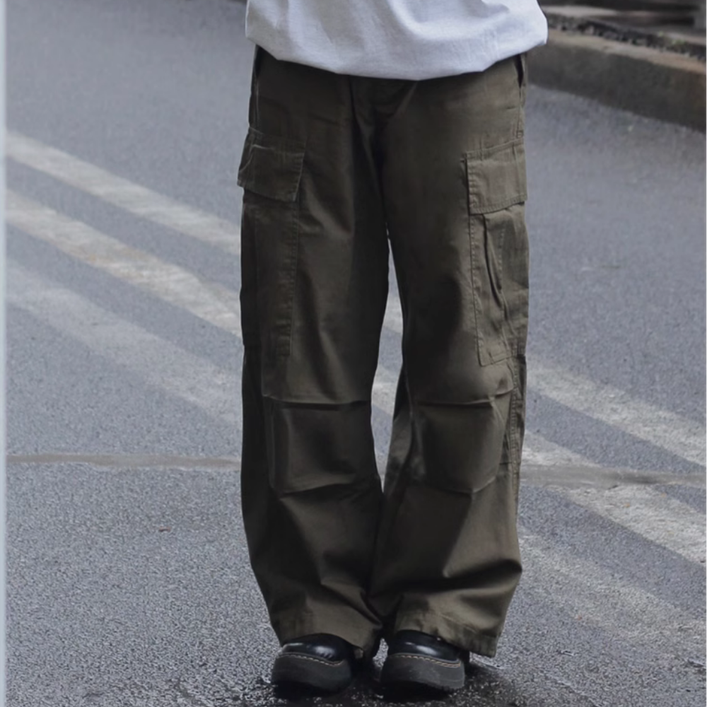 Technical Outdoor Pleated Cargo Pants