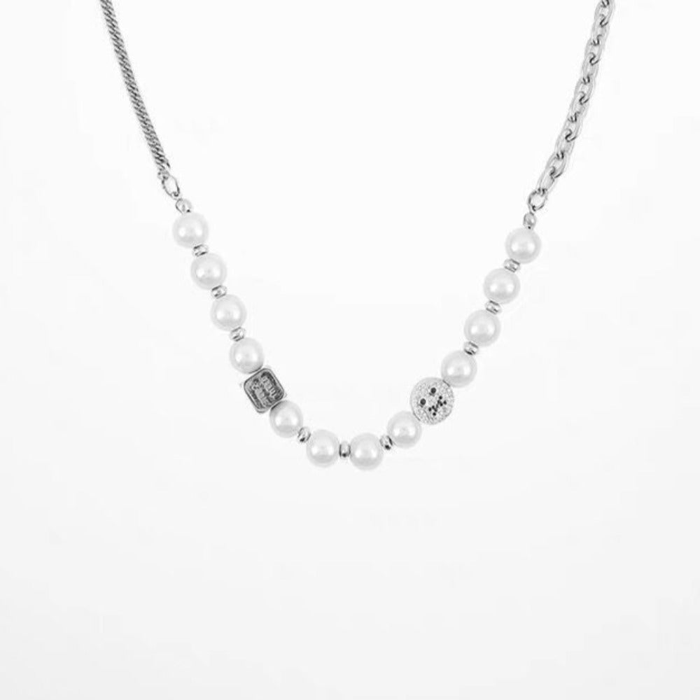 Urban Reflective Pearl Smile Necklace