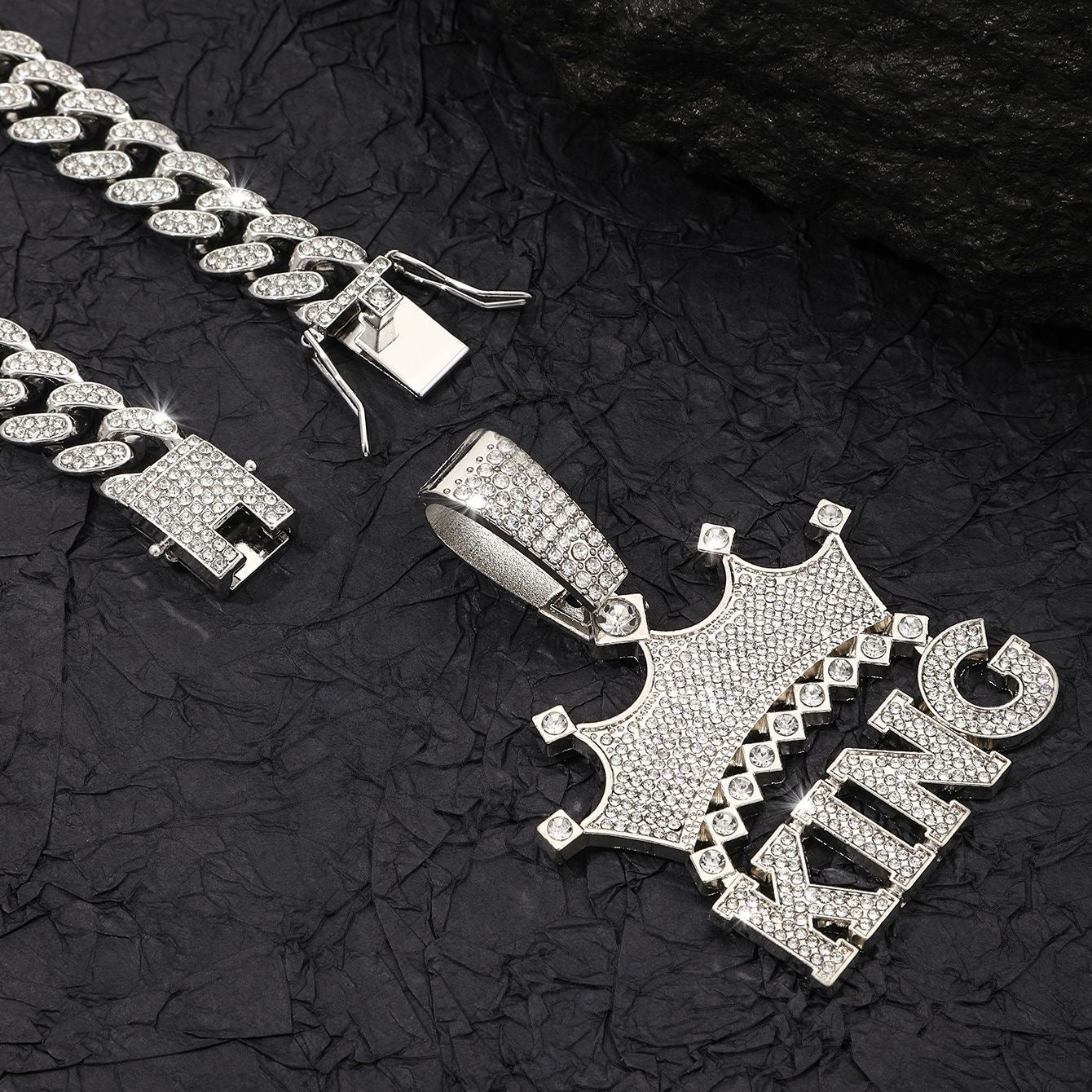 LoopStone Crowned in Ice, Born to Reign