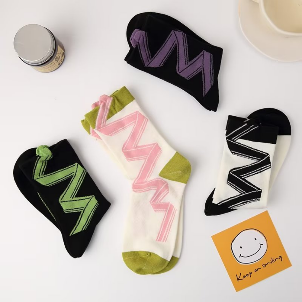 Three-dimensional Ribbon Socks