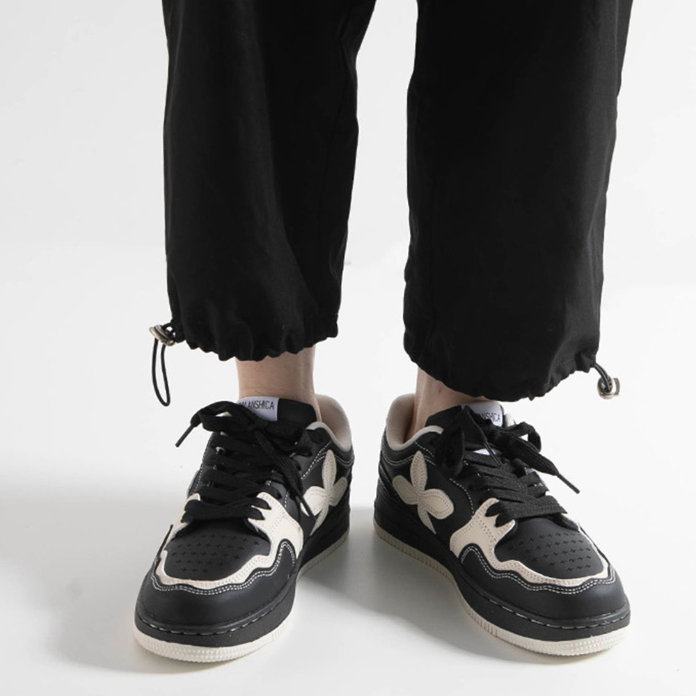 Cyber Envoy | Simple Lucky Clover Sneaker