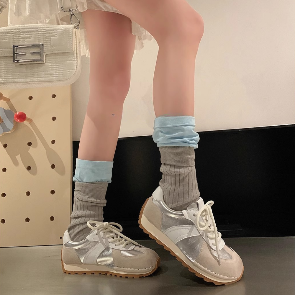 Women's Classic Soft Sole Sneakers