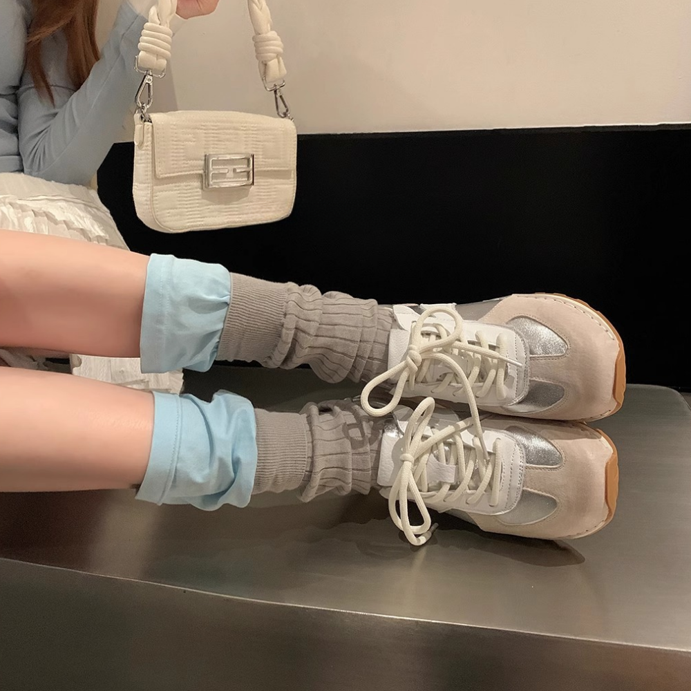 Women's Classic Soft Sole Sneakers