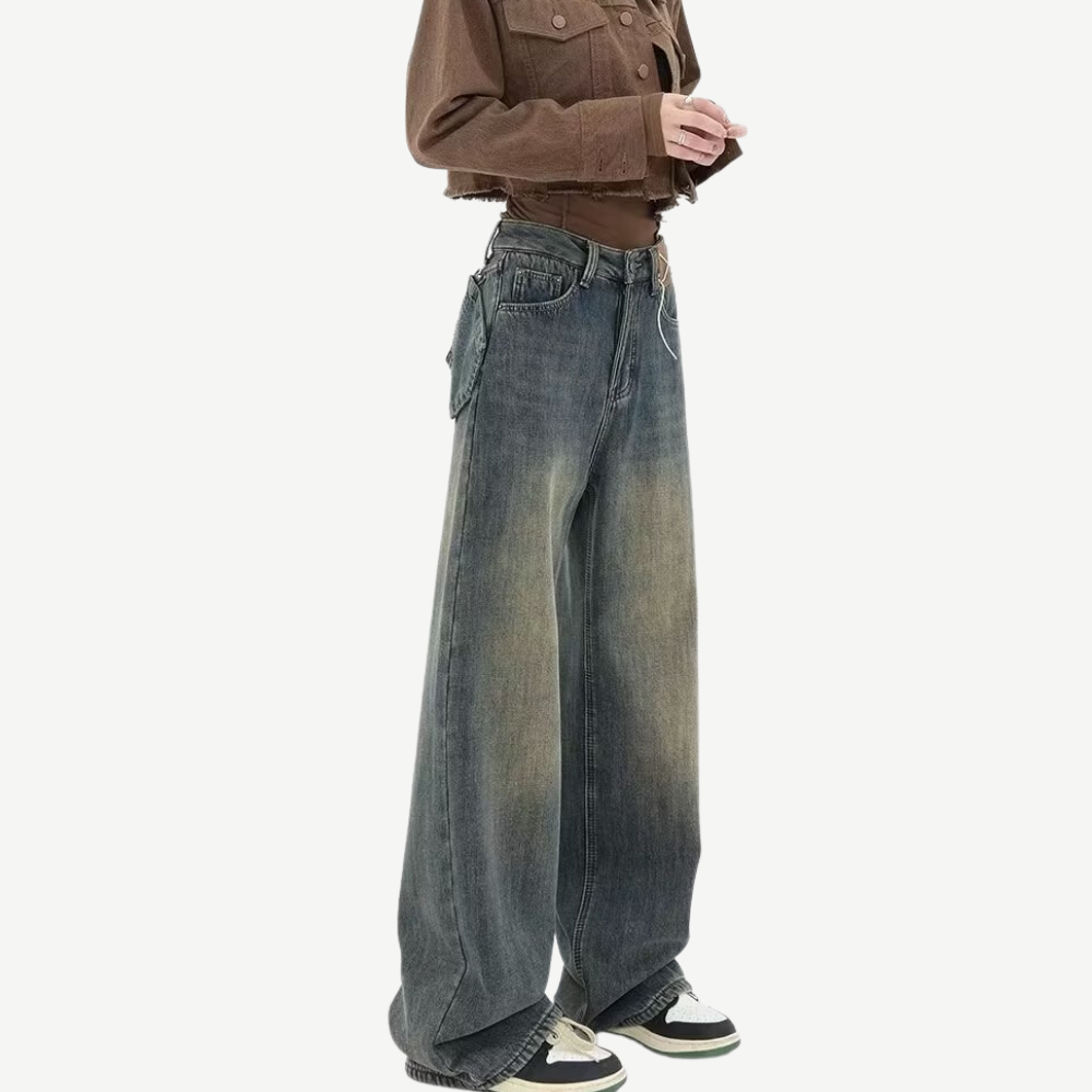 Women's Slim Fit Straight Jeans