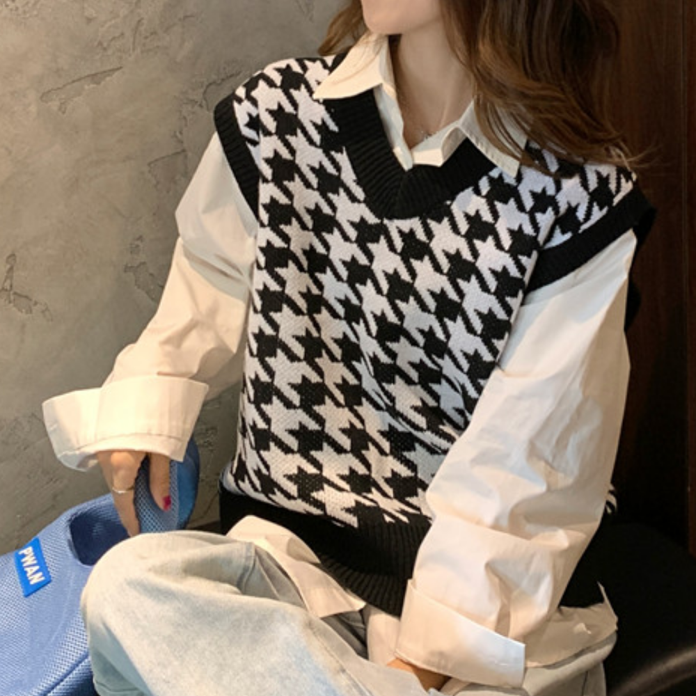 Women's Houndstooth Knitted Vest