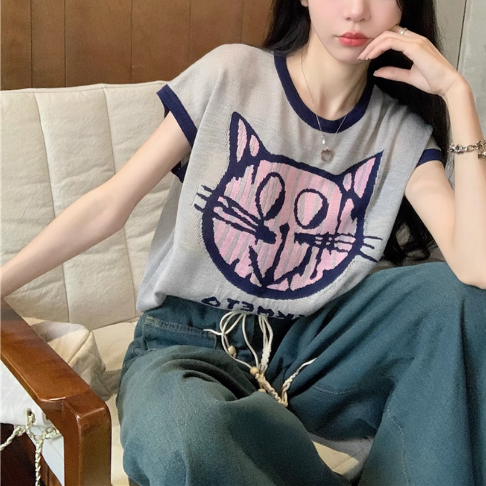 Women's Sweet Cartoon Cat T-shirt