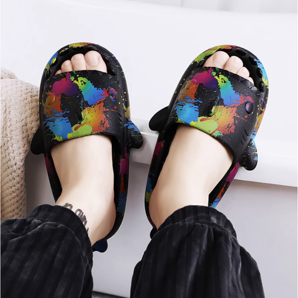 High Street Shark Graffiti Slippers
