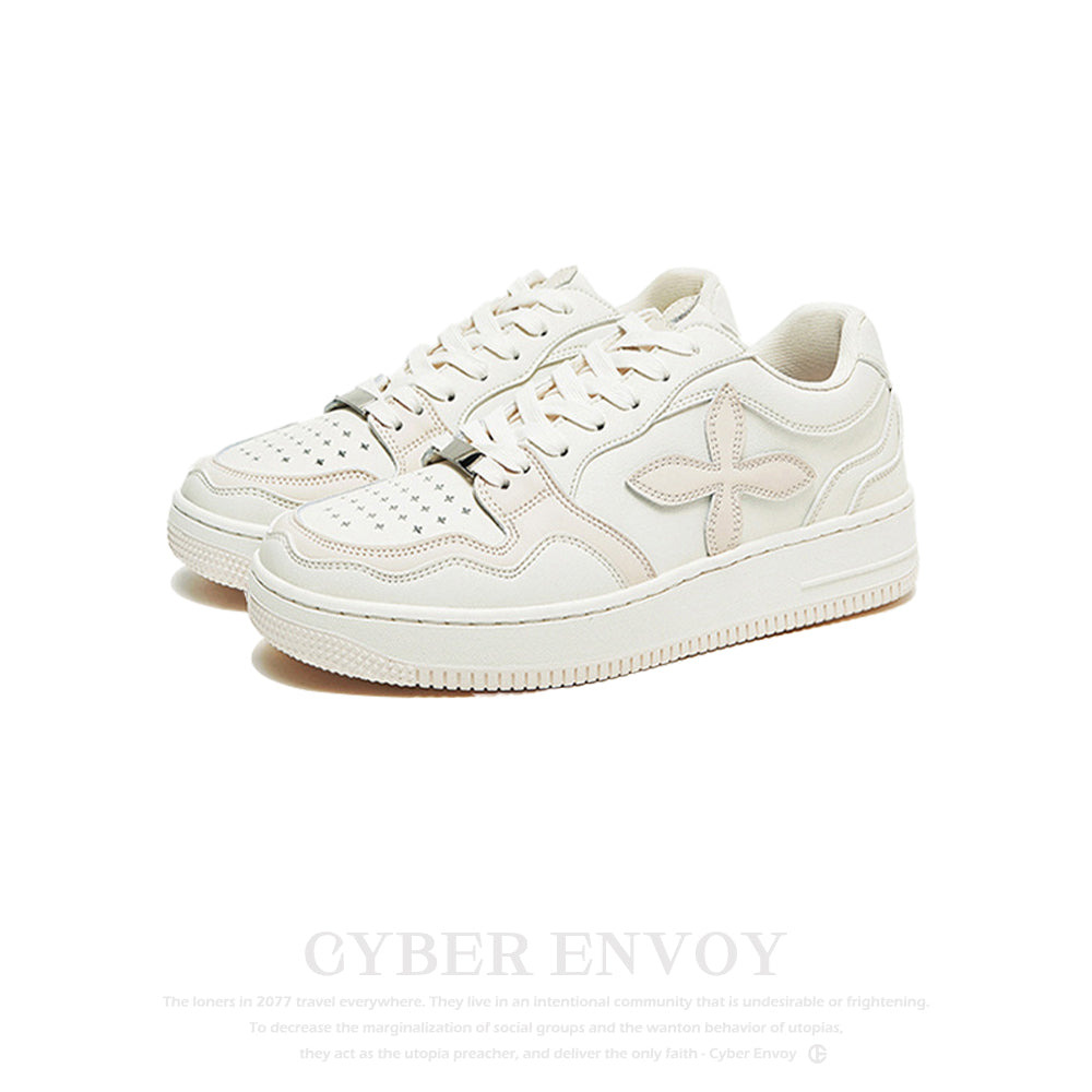 Cyber Envoy | Simple Lucky Clover Sneaker