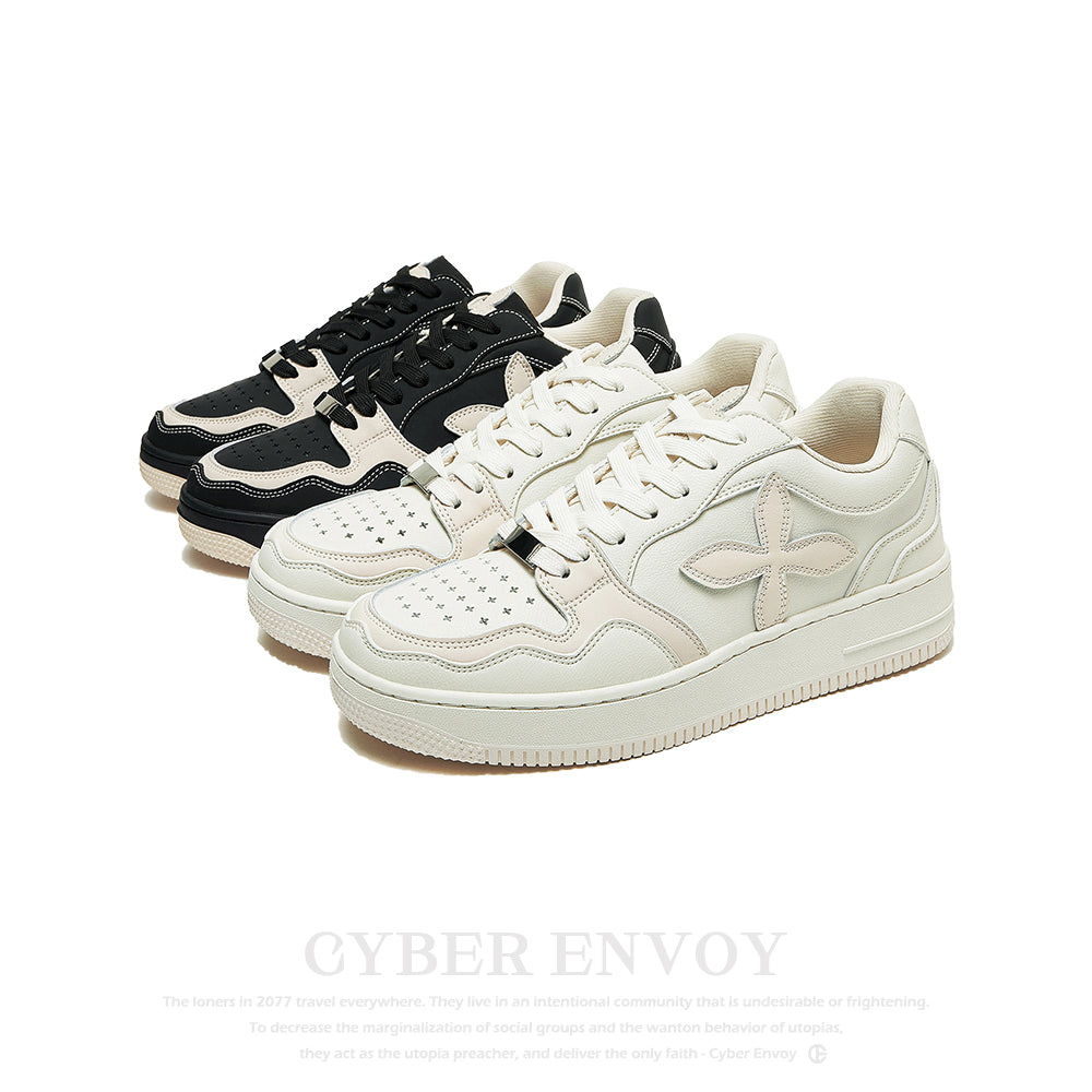 Cyber Envoy | Simple Lucky Clover Sneaker