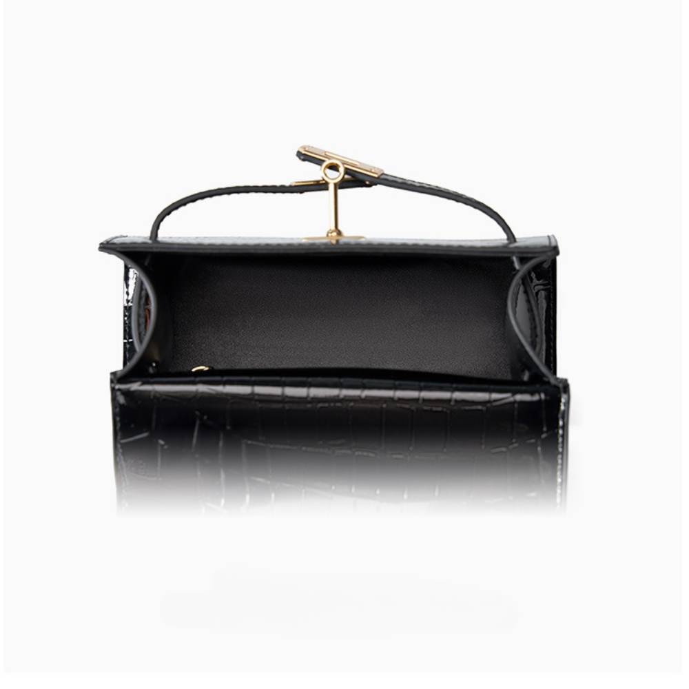 Stylish And Versatile Handbag