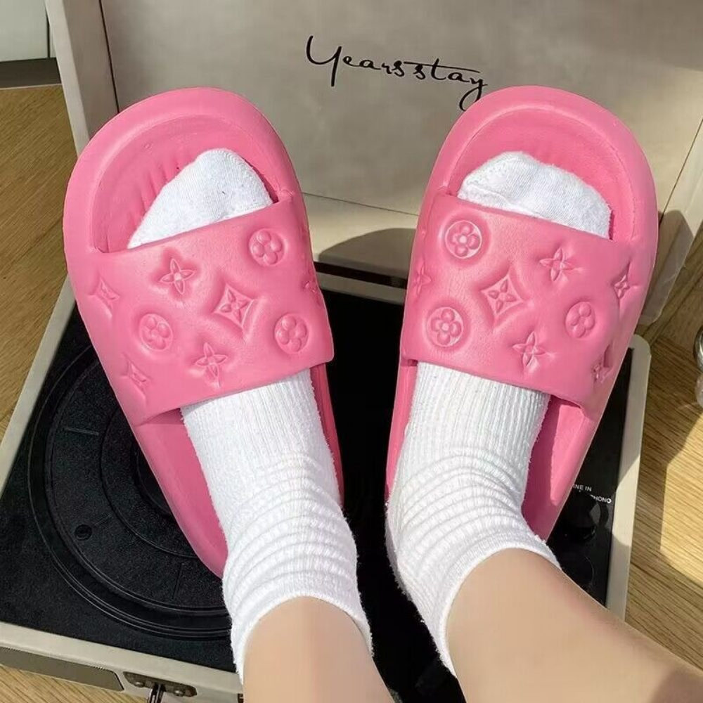 Simple Solid Color Slippers
