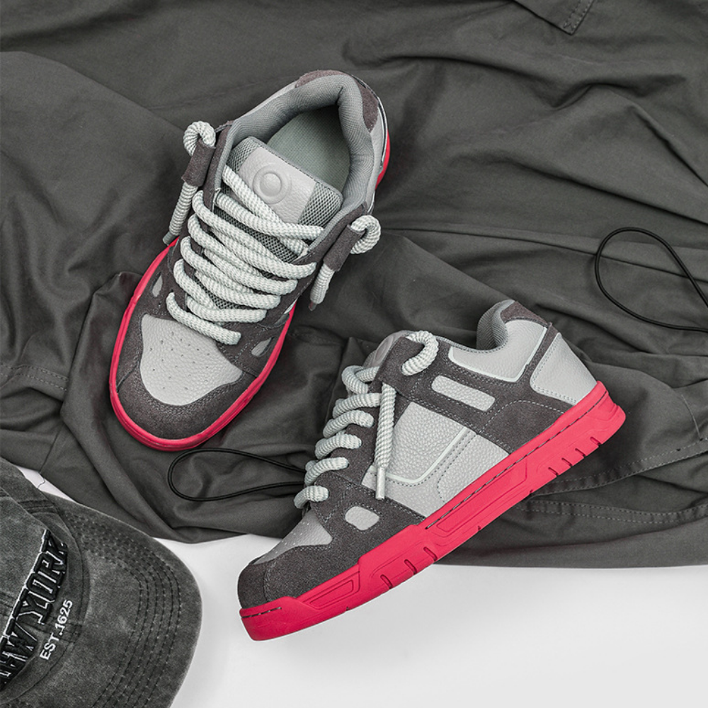 American Style Contrasting Color Breathable Casual Sneakers
