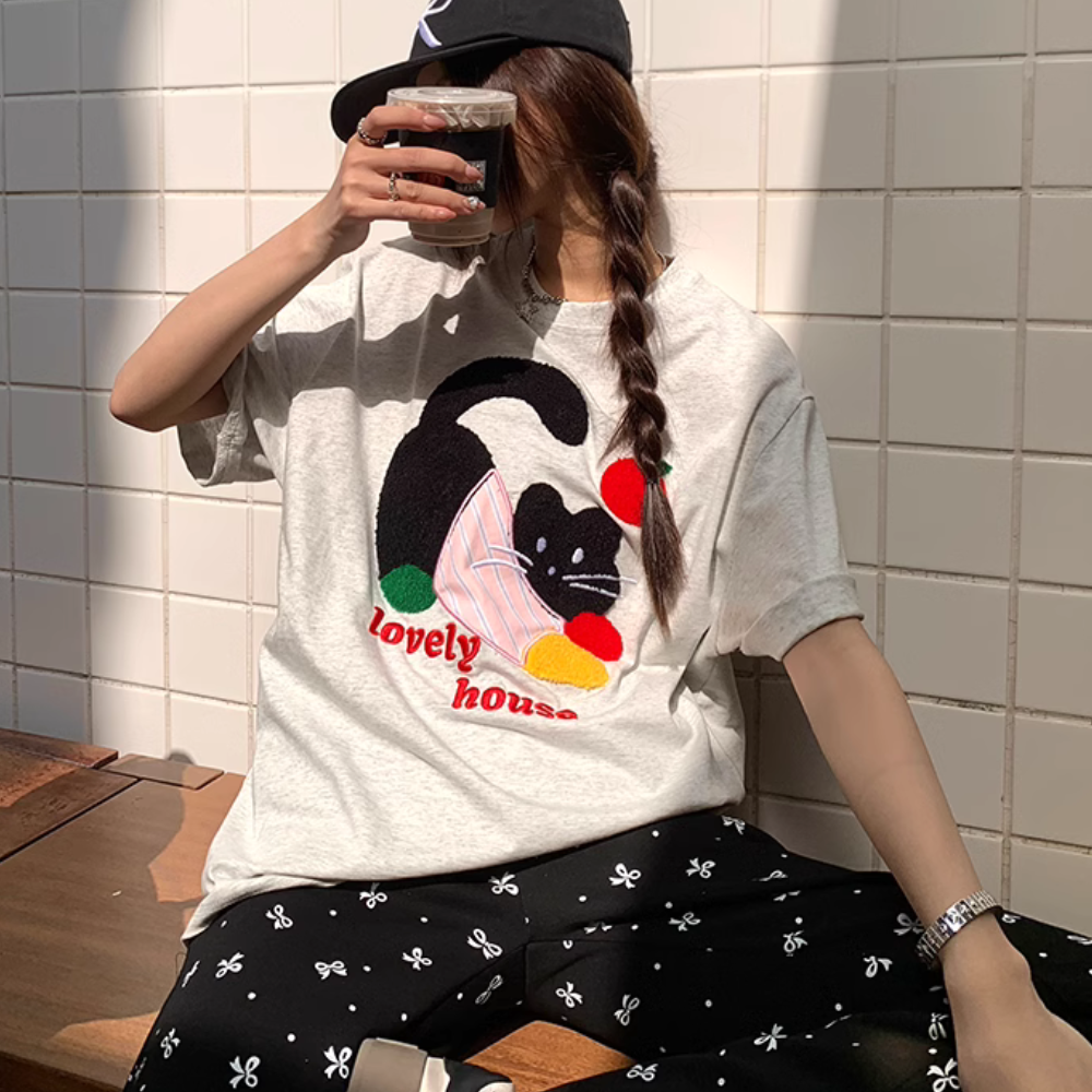 Cute Cat Towel Embroidered T-Shirt