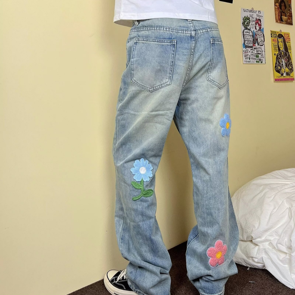 Colored Sun Floral Embroidered Jeans