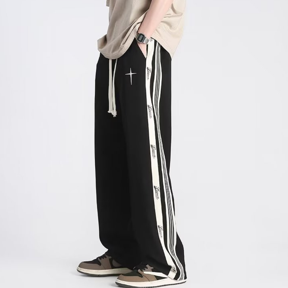 Classic Side Stripe Lettering Sweatpants