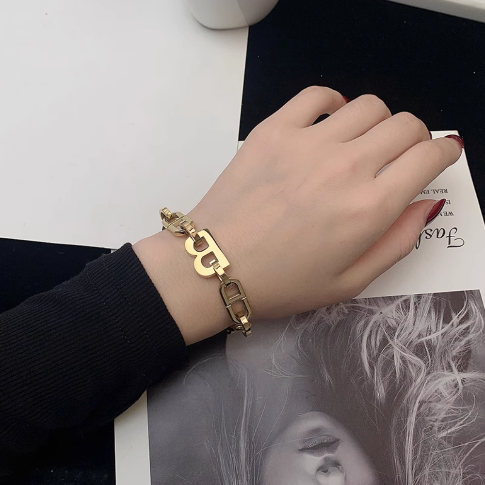 Trendy B Alphabet Bracelet