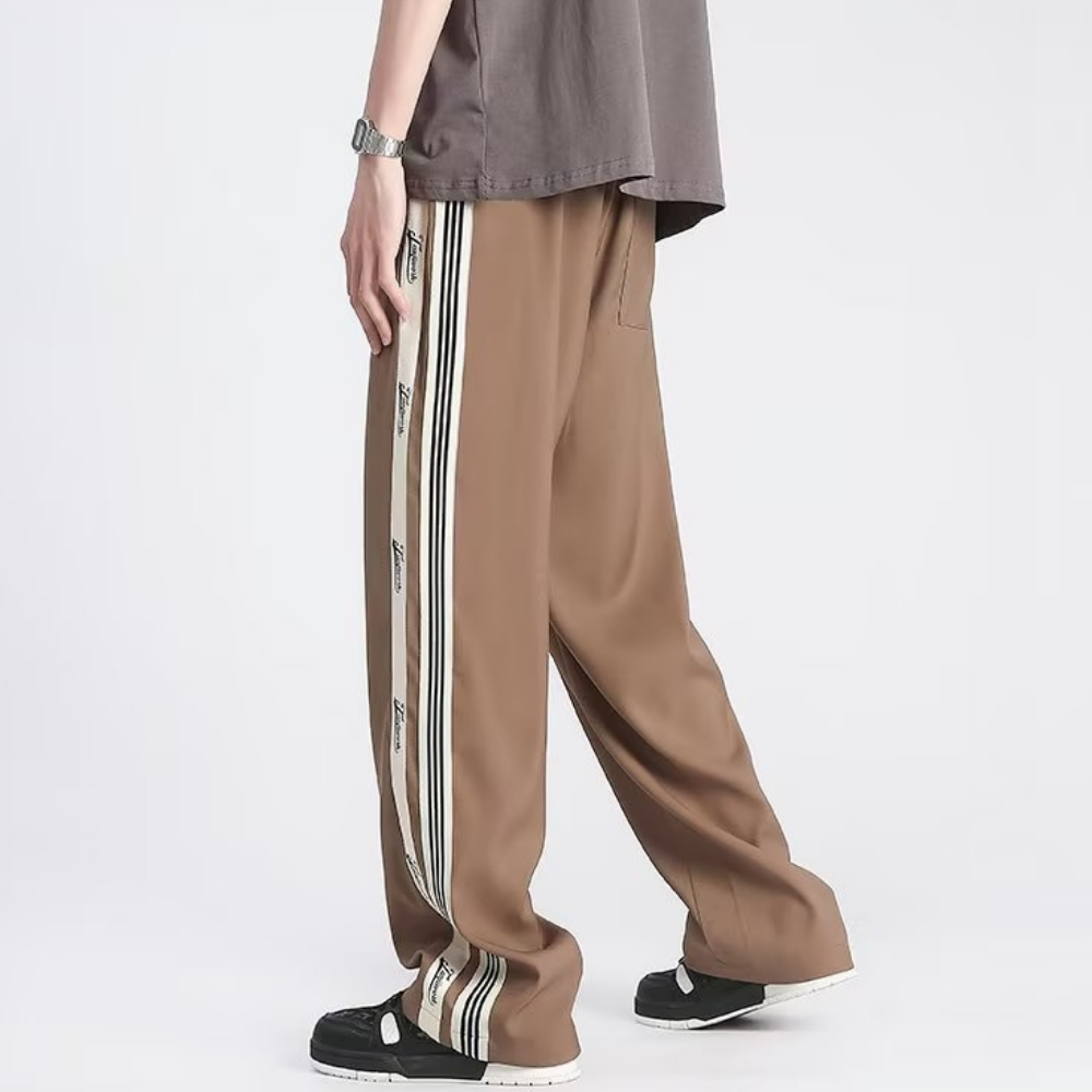 Classic Side Stripe Lettering Sweatpants