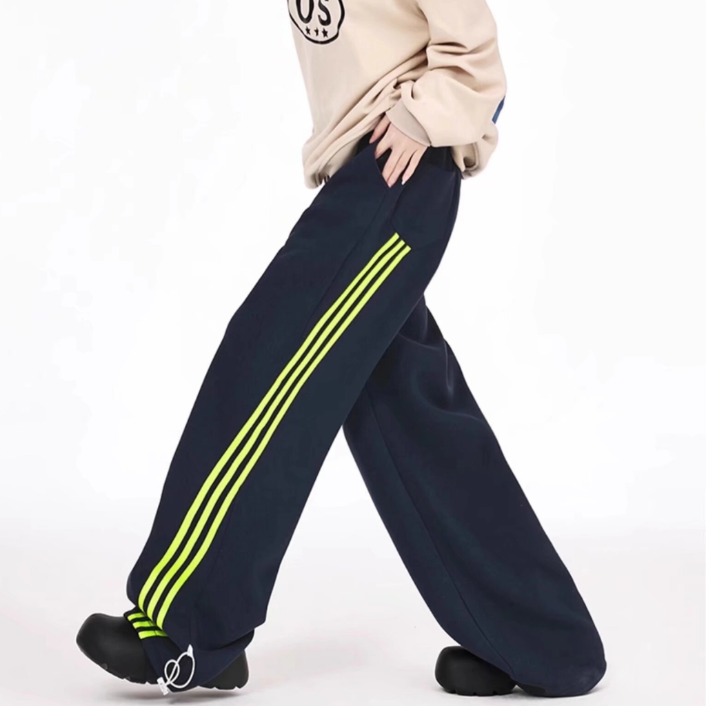 Women's Three Stripes Contrast Color Sweatpants
