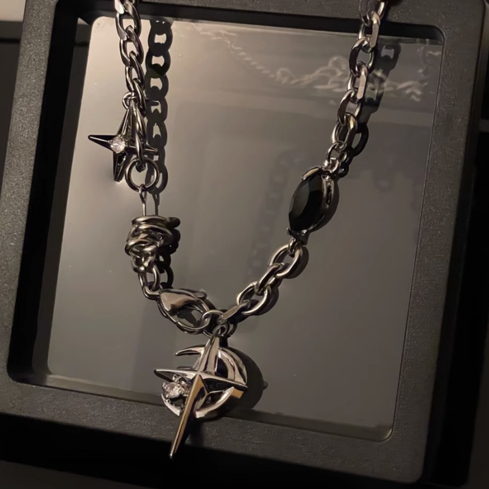 Street Black Gem Star Necklace