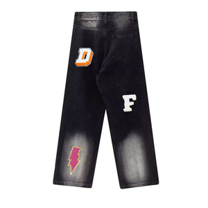 DF| Washed Rivet Letter Patch Jeans