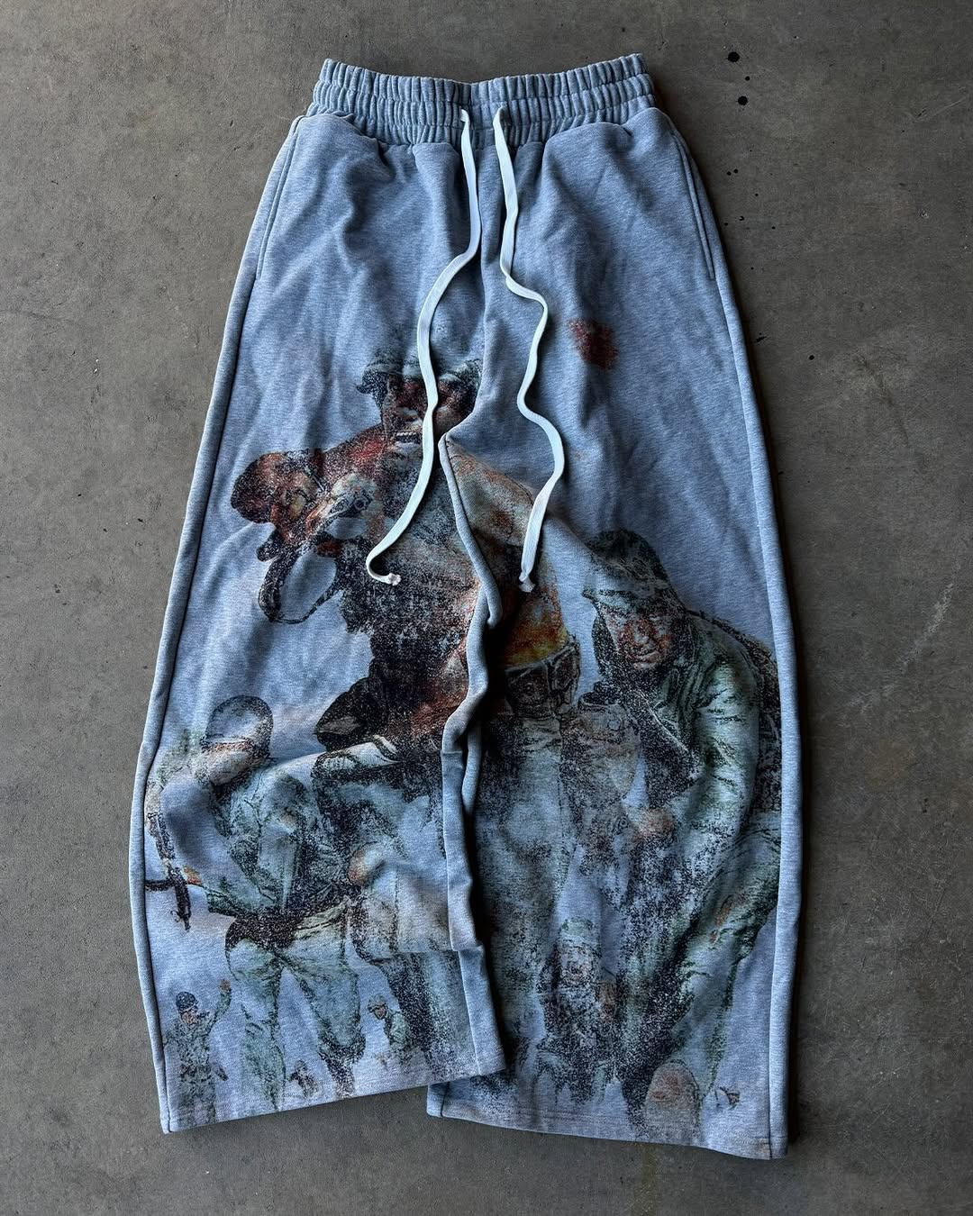 Vintage Graphic Washed Sweat Shorts – Distressed Art Print Loose Fit Streetwear