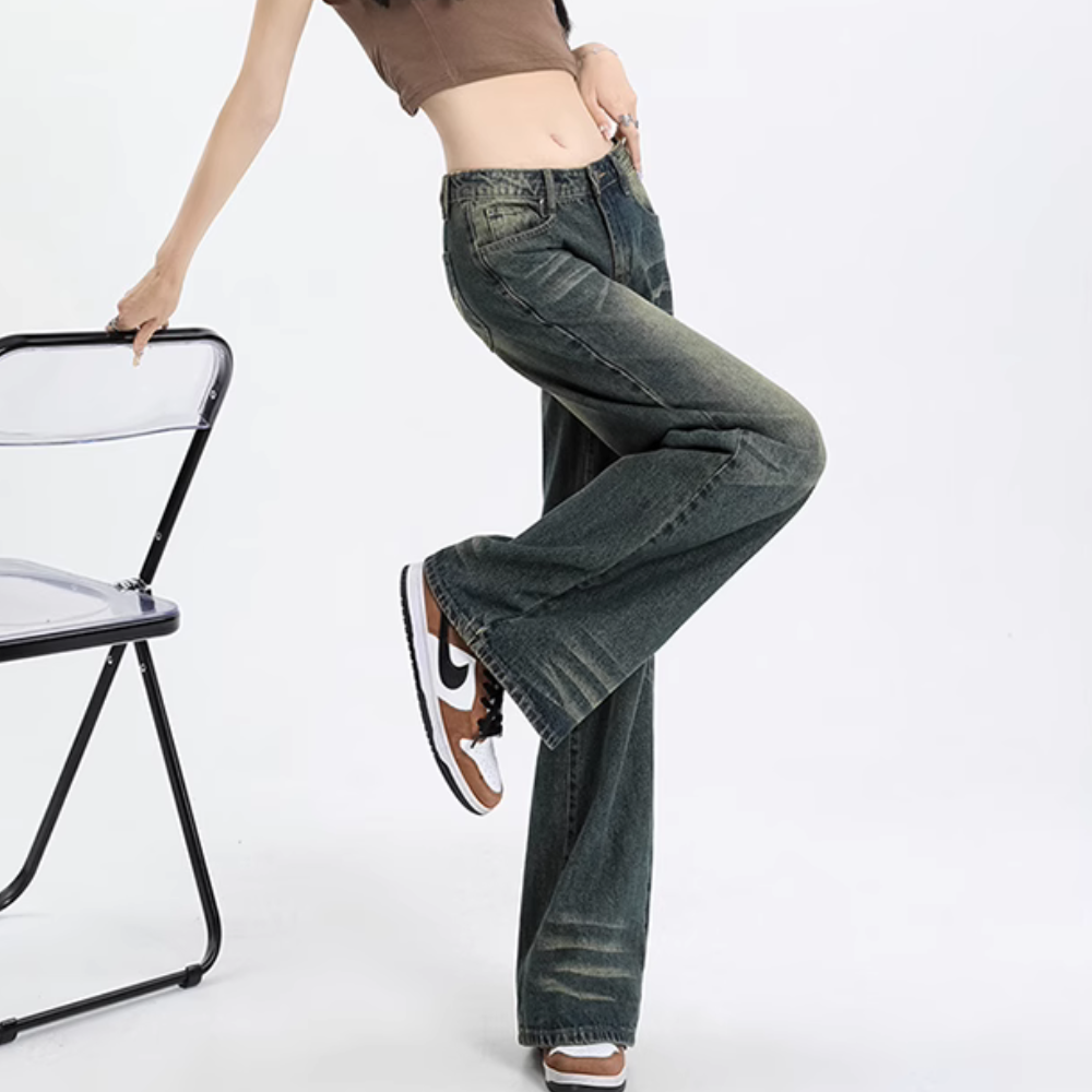 Women's Retro Distressed Straight Jeans