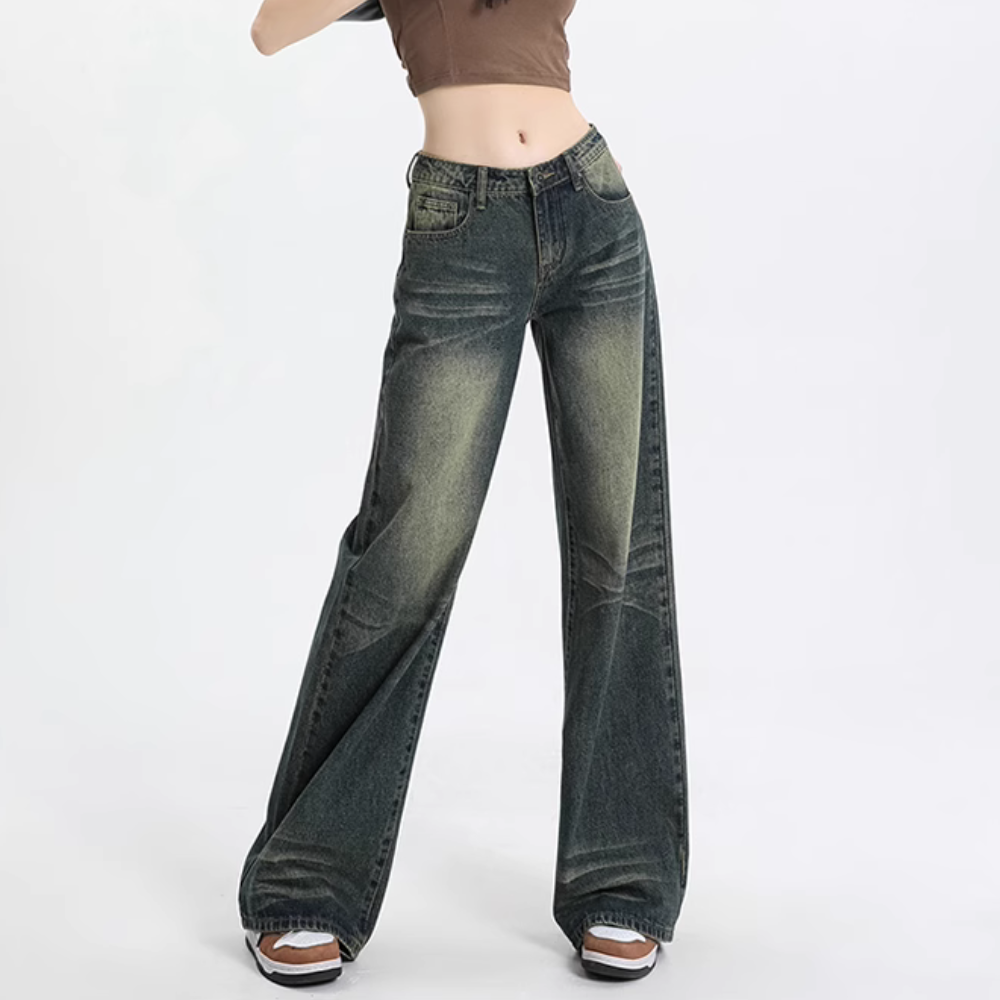 Women's Retro Distressed Straight Jeans