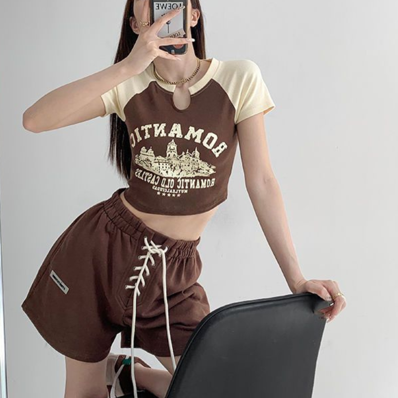 Women's Vintage Print Contrast T-shirt