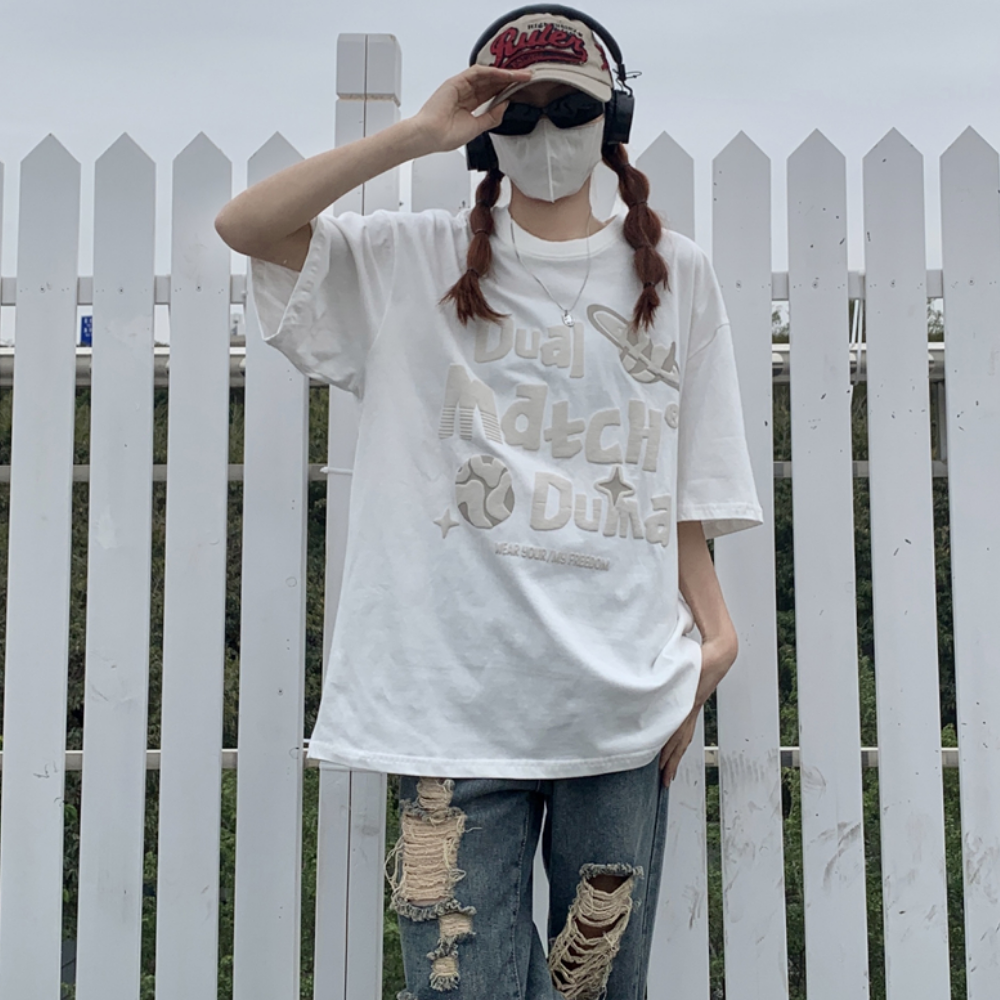 white and black t shirt mens